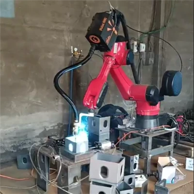 Teknoloji otomatik soude robo ak kandida aplikasyon li yo